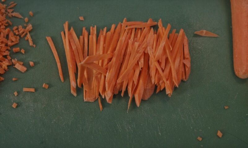 Refrigeration of baby carrots